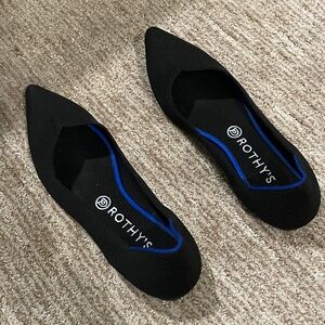 Rothy's Black Pointed Knit Flats